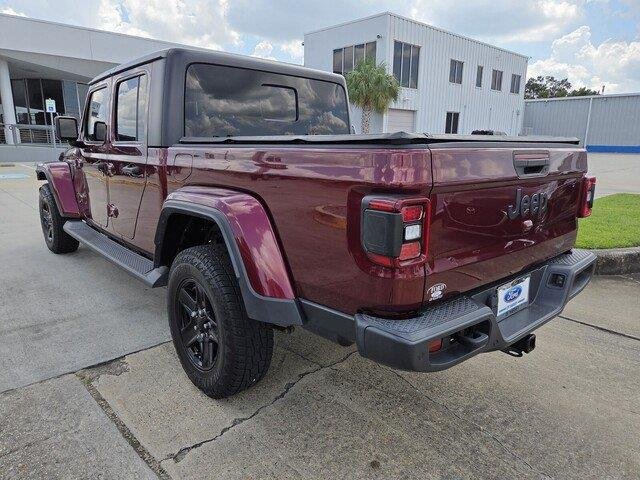 Used 2021 Snazzberry Pearlcoat Jeep Sport S image 3