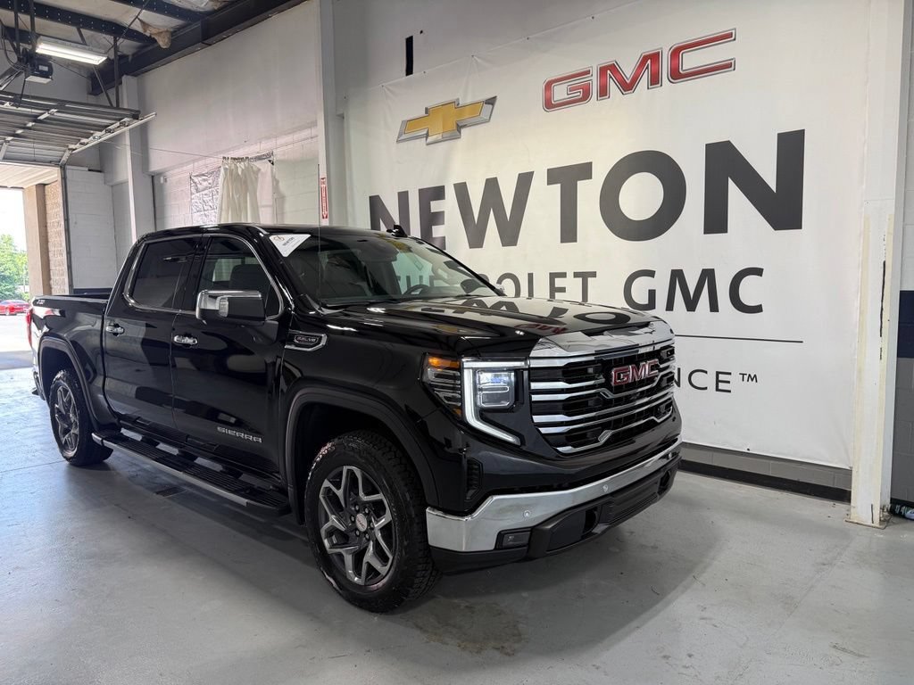 New 2026 Onyx Black GMC SLT image 2