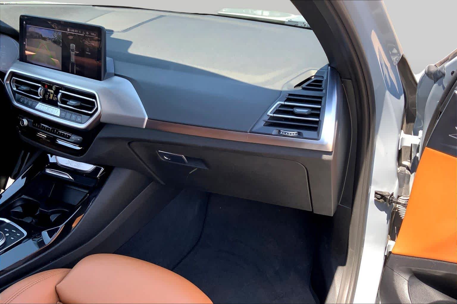 Used 2022 Brooklyn Grey Metallic BMW xDrive30i image 17