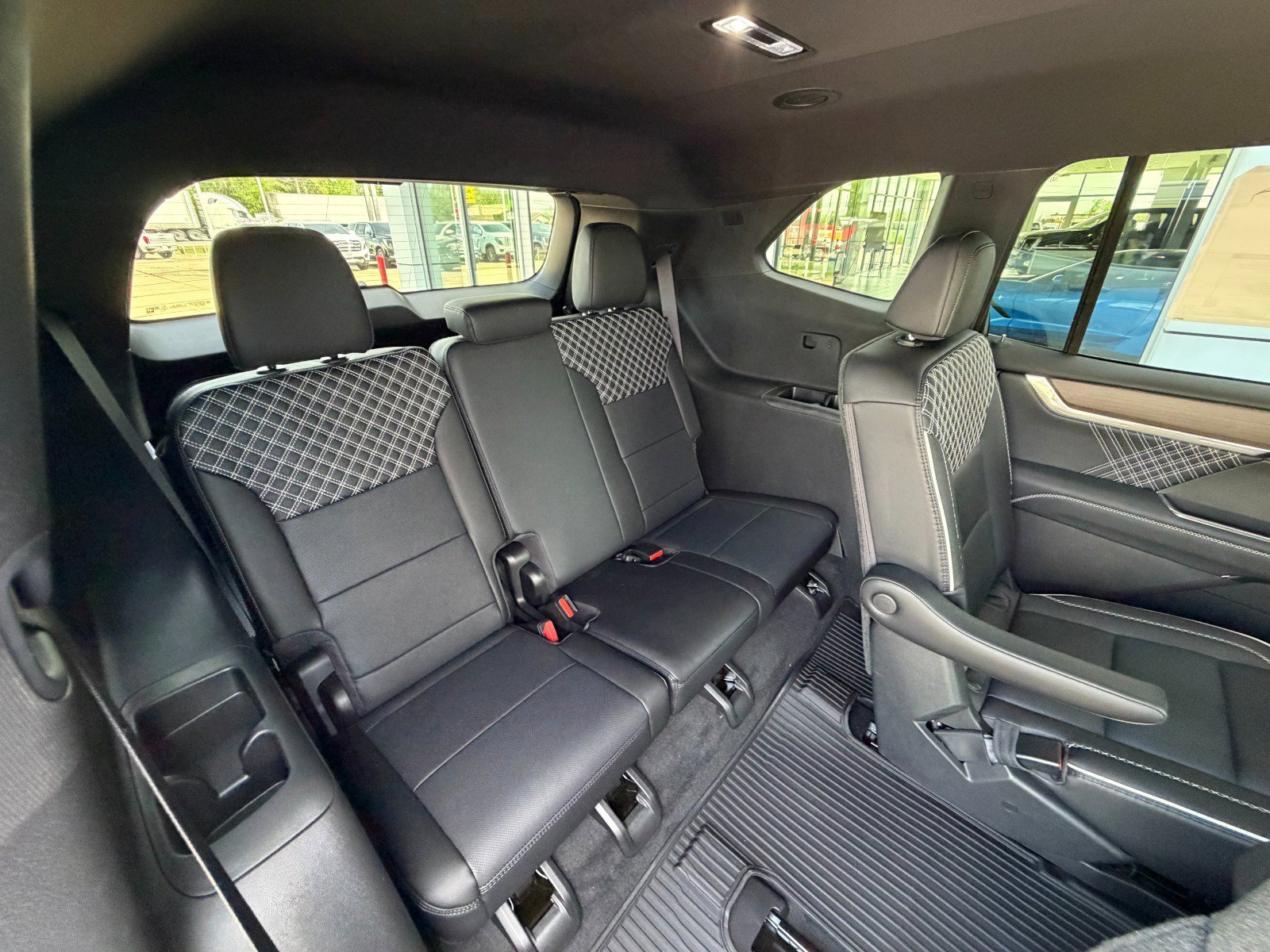 2026 GMC Acadia Denali - Photo 34