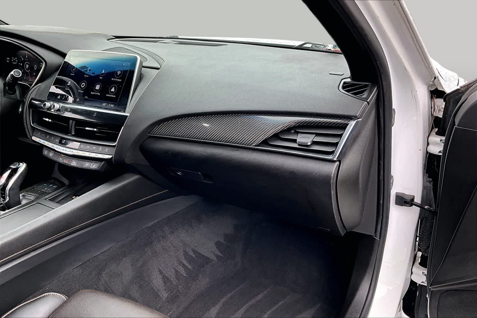Used 2021 Summit White Cadillac V-Series image 17