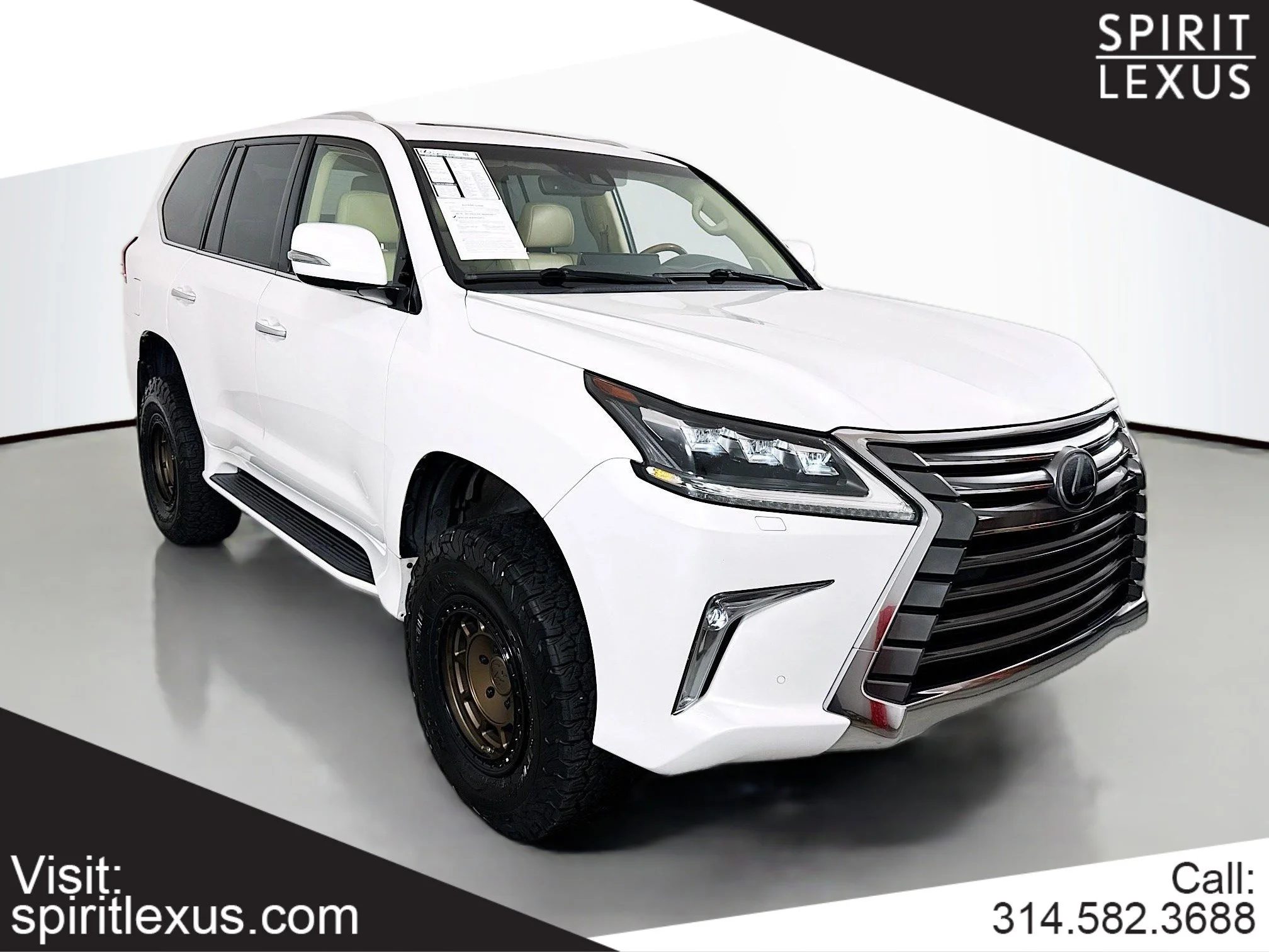 2016 Lexus LX 600 570's photo