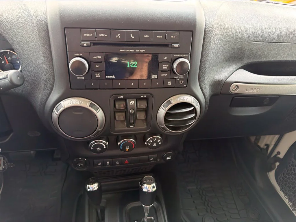 Used 2018 Beige Jeep Unlimited Sport image 17