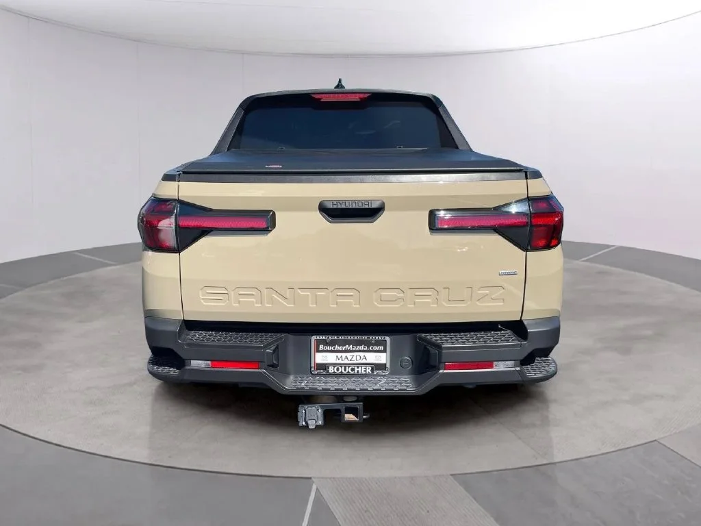 Used 2024 California Sand Hyundai SEL image 4