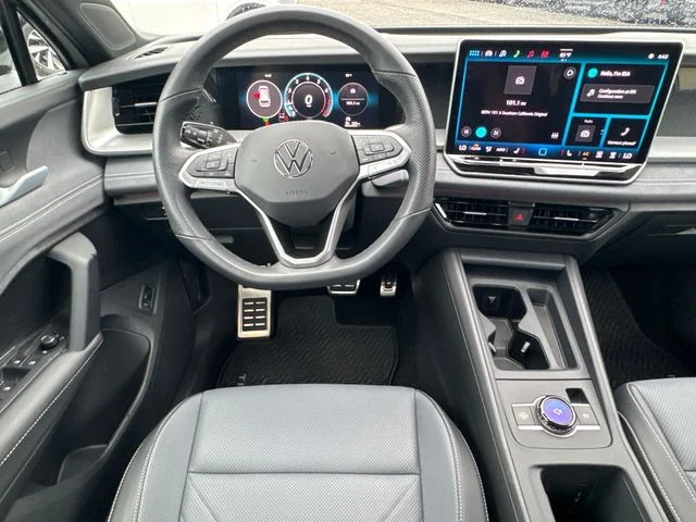 Used 2026  Volkswagen SE R-Line Black image 24