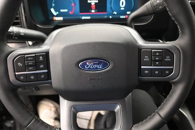 New 2027 Carbonized Gray Metallic Ford F-250® Lariat® image 10
