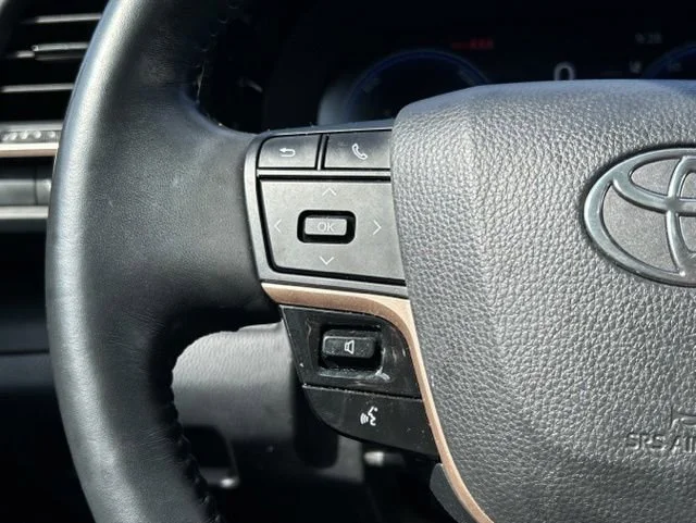 Used 2023 Black Toyota XLE image 36