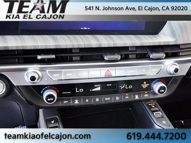 Used 2025 Silver Kia EX FWD image 29