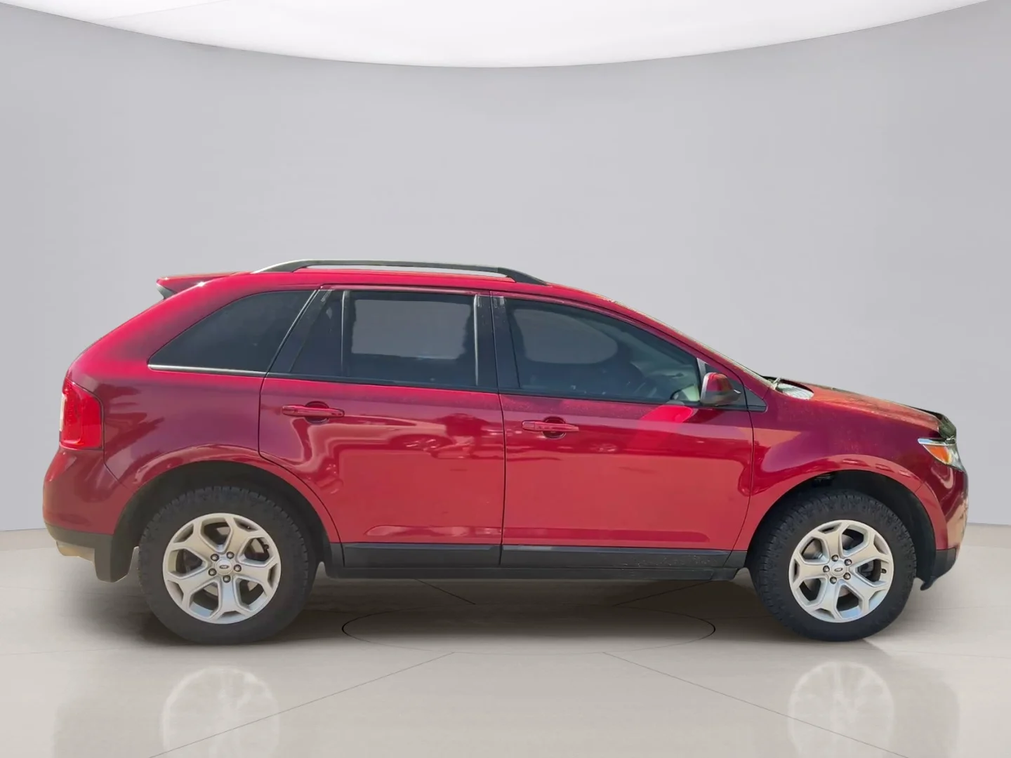 Used 2014 Red Ford SEL image 6