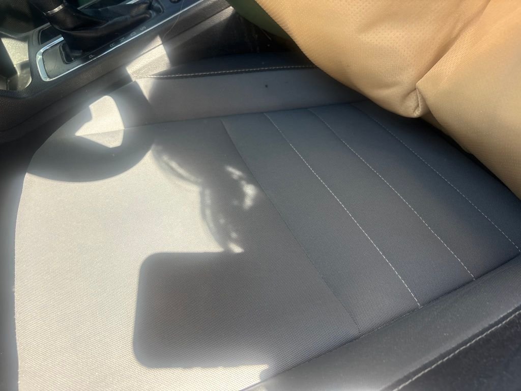 Used 2019 White Ford S image 14