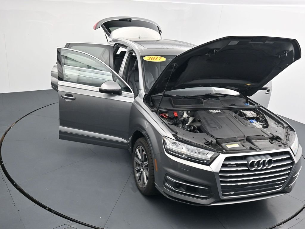 Used 2017  Audi 3.0T Premium Plus image 42