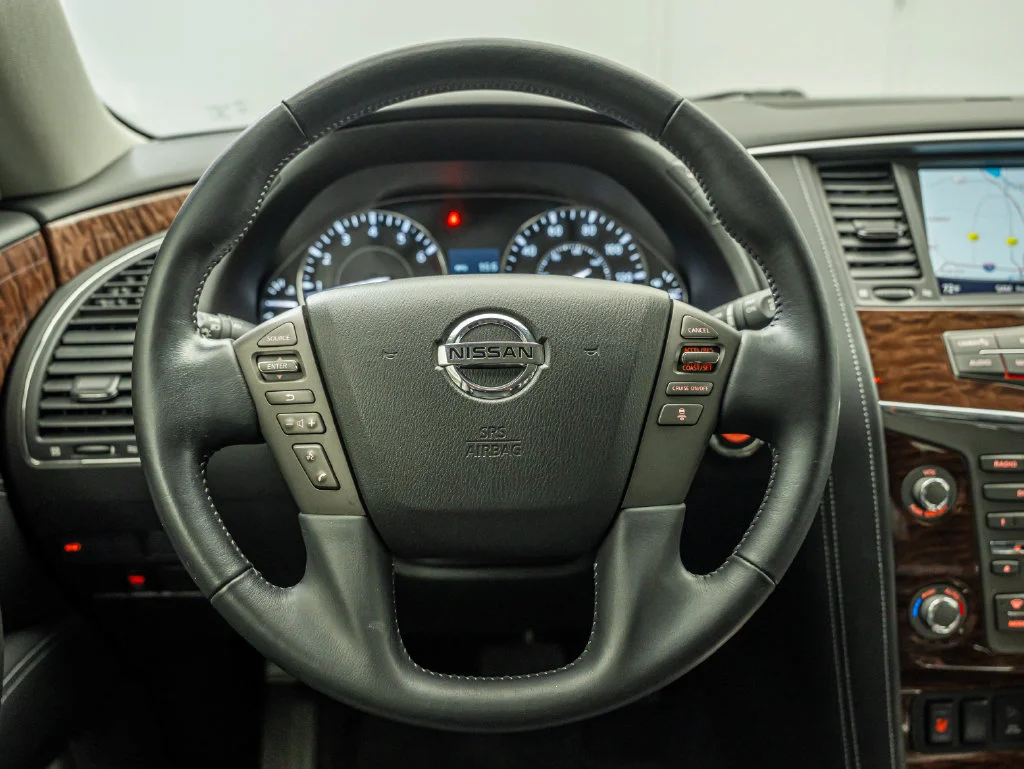 Used 2020 Brilliant Silver Metallic Nissan SL image 39