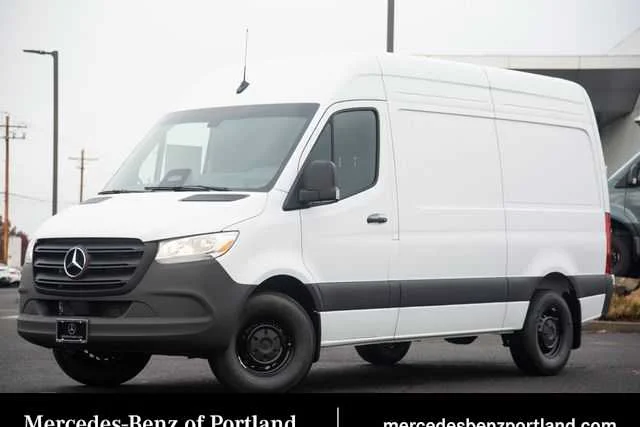 2025 Mercedes-Benz Sprinter 2500 144 WB HO's photo
