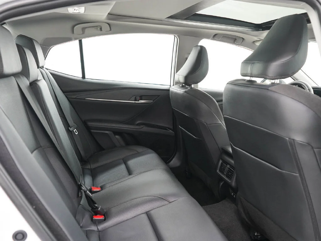 Used 2026  Toyota LE image 11