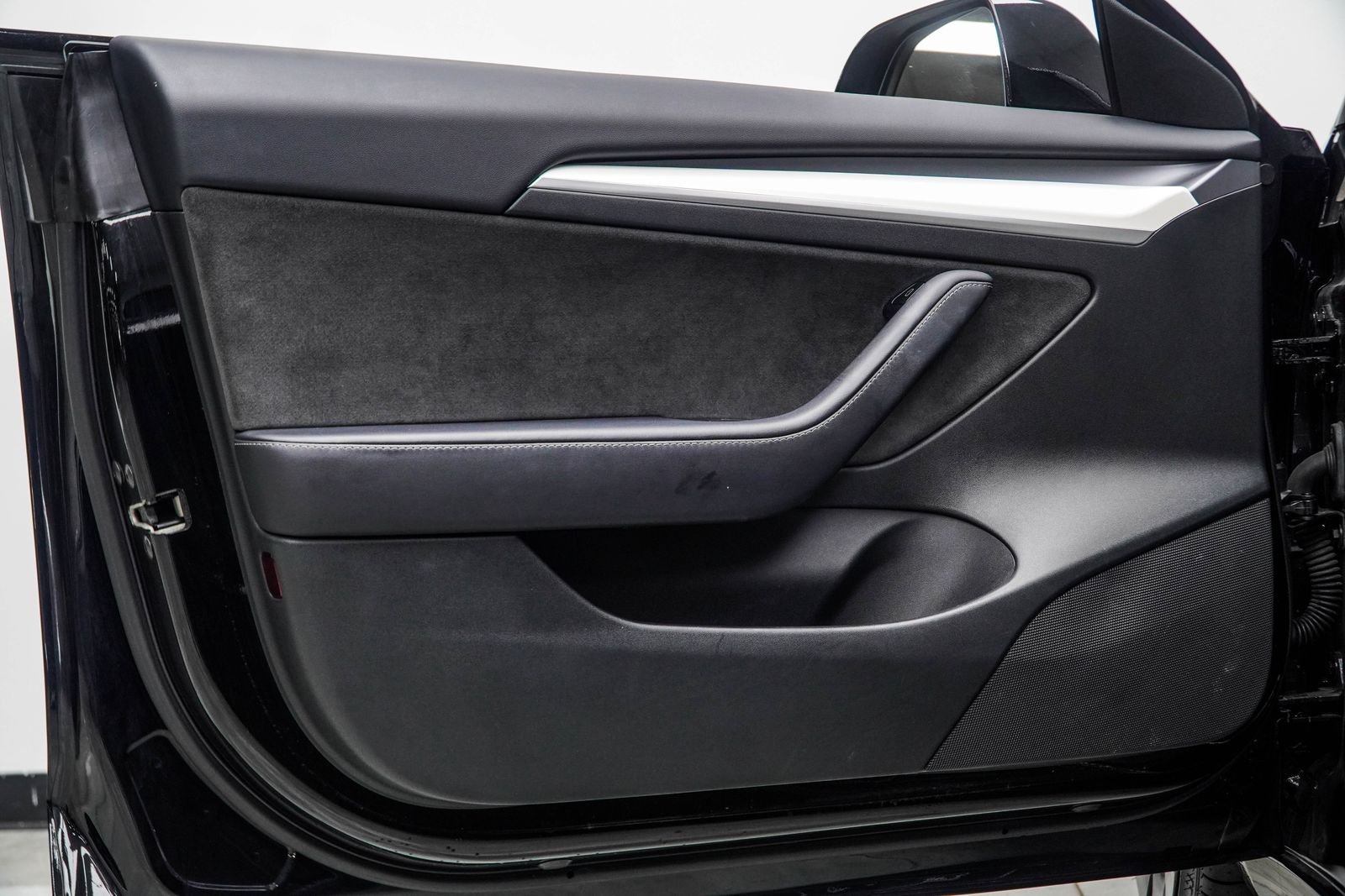 Used 2023 Black Tesla Performance image 29