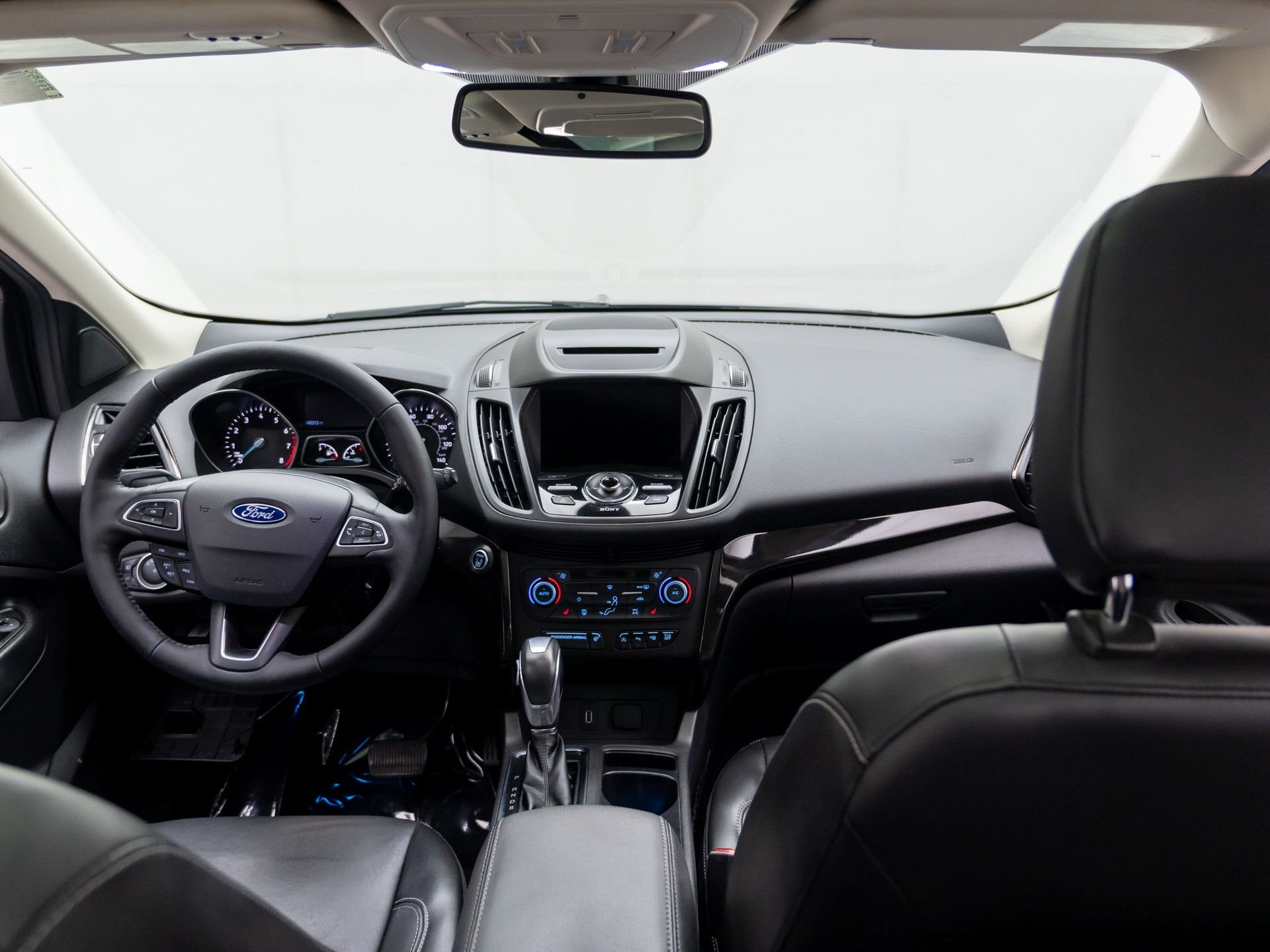 Used 2018 Blue Ford Titanium image 11