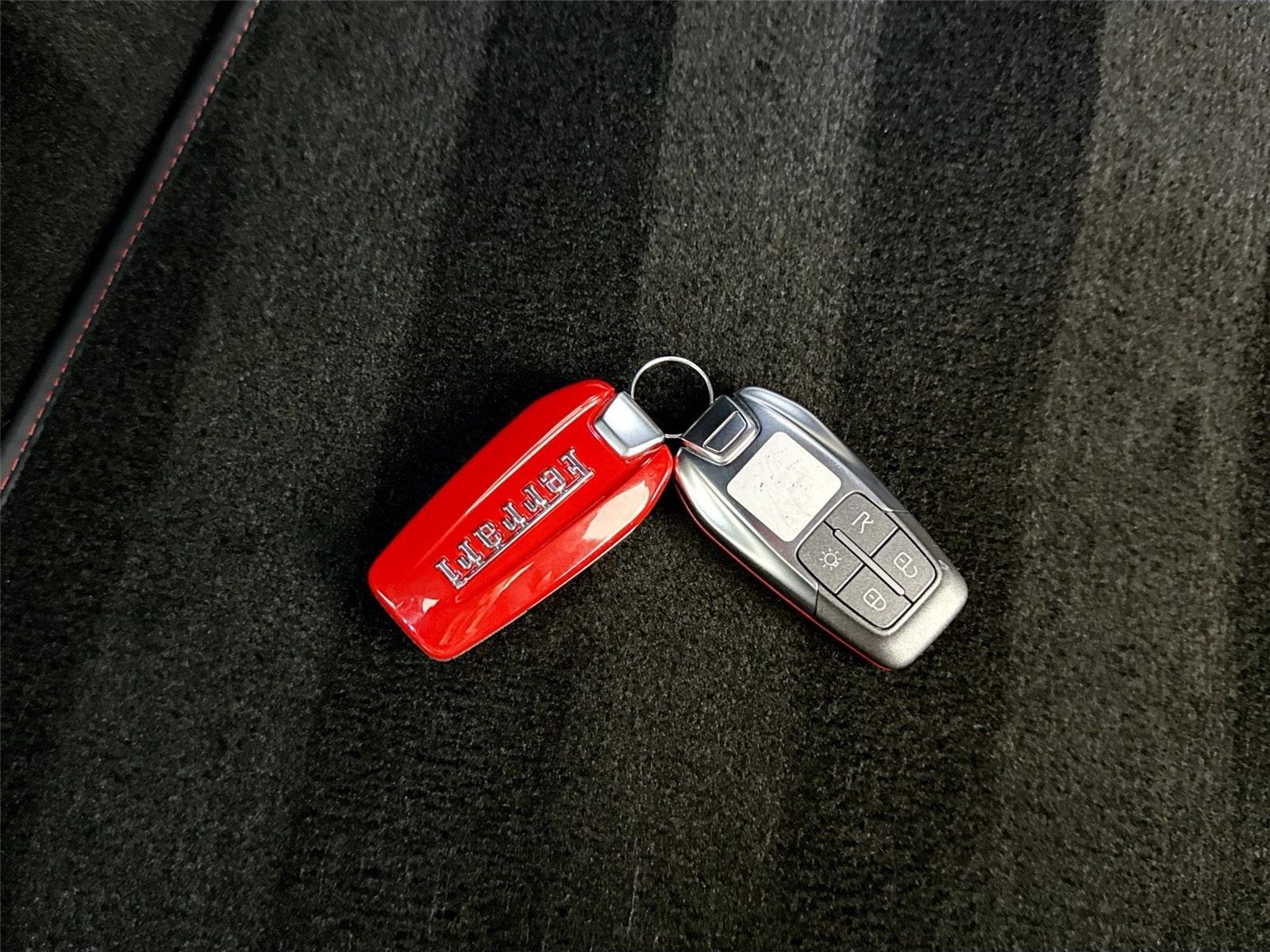 Used 2021 Nero Ferrari  image 63