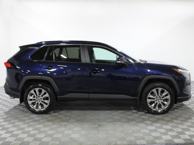 Used 2022 Blueprint Toyota XLE Premium image 7