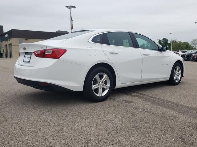 Used 2023 White Chevrolet LT image 5
