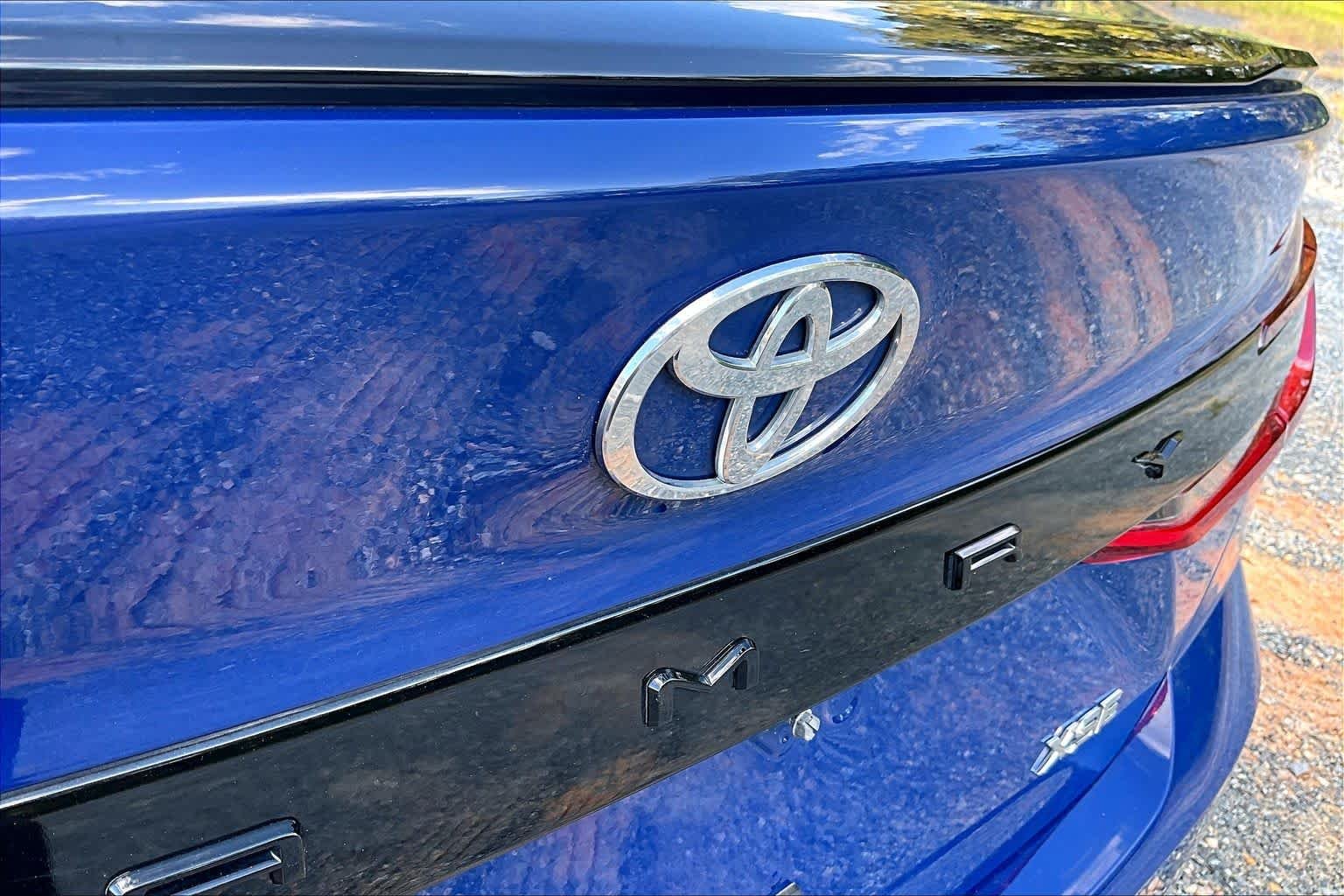 Used 2025 Reservoir Blue Toyota XSE image 31
