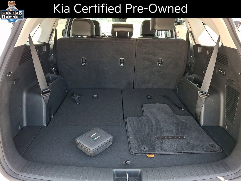 Certified Used 2024 White Kia S image 31