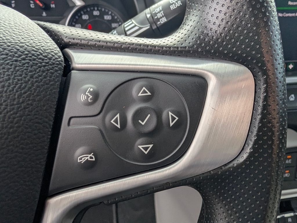 Used 2024 Silver GMC SLE image 10