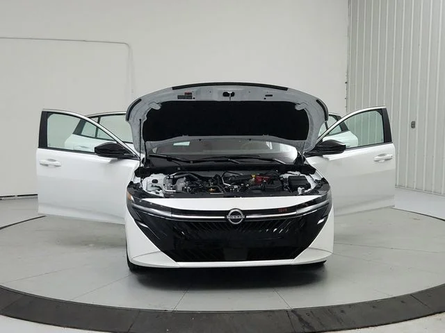 New 2026 White Nissan SR image 10