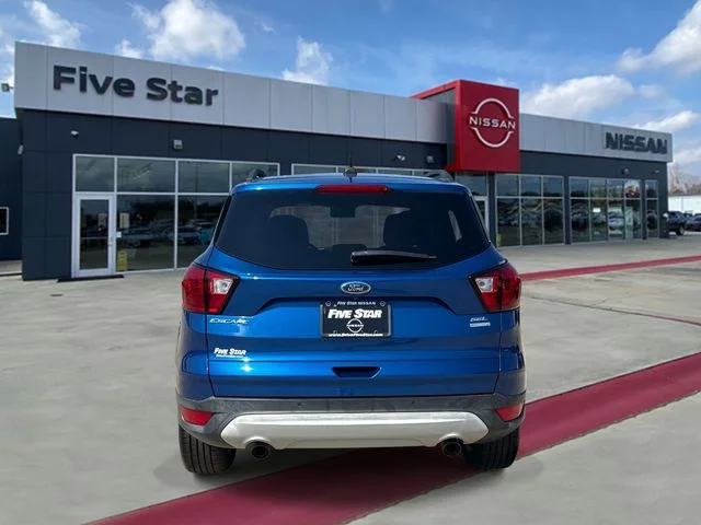 Used 2019 Blue Ford SEL image 5