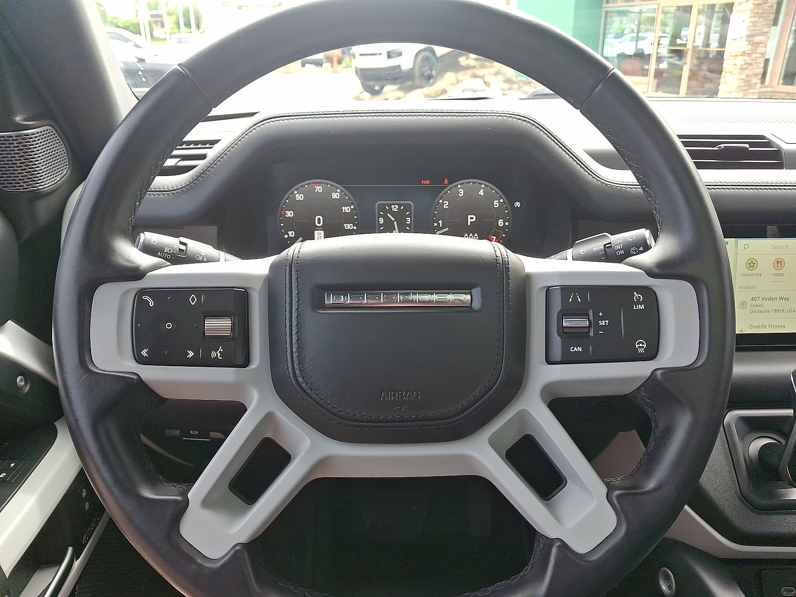 Used 2023 Fuji White - 1AA Land Rover 90 X-Dynamic SE image 6