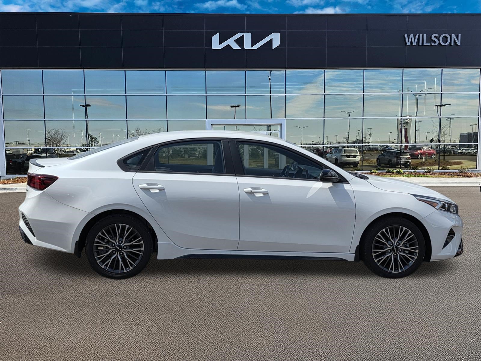 Used 2023 Snow White Pearl Kia GT-Line image 3