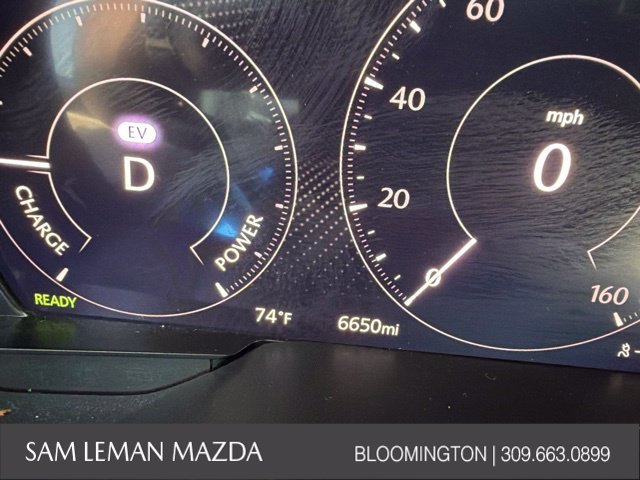 Used 2025 Gray Mazda Premium image 21