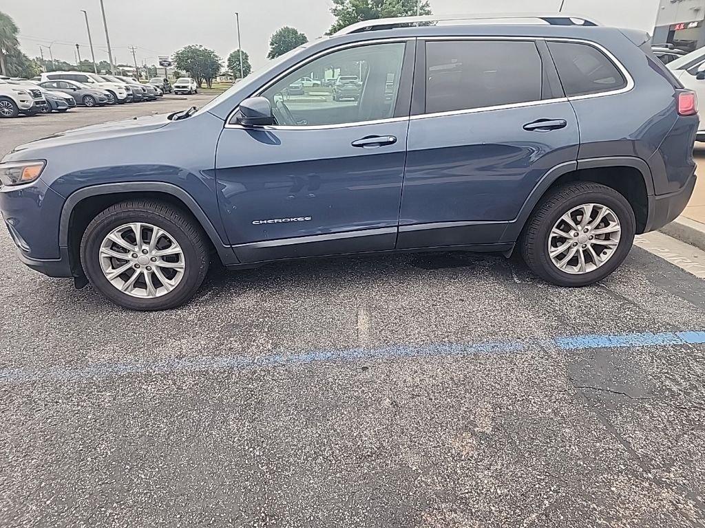 2019 Jeep Cherokee Latitude's photo