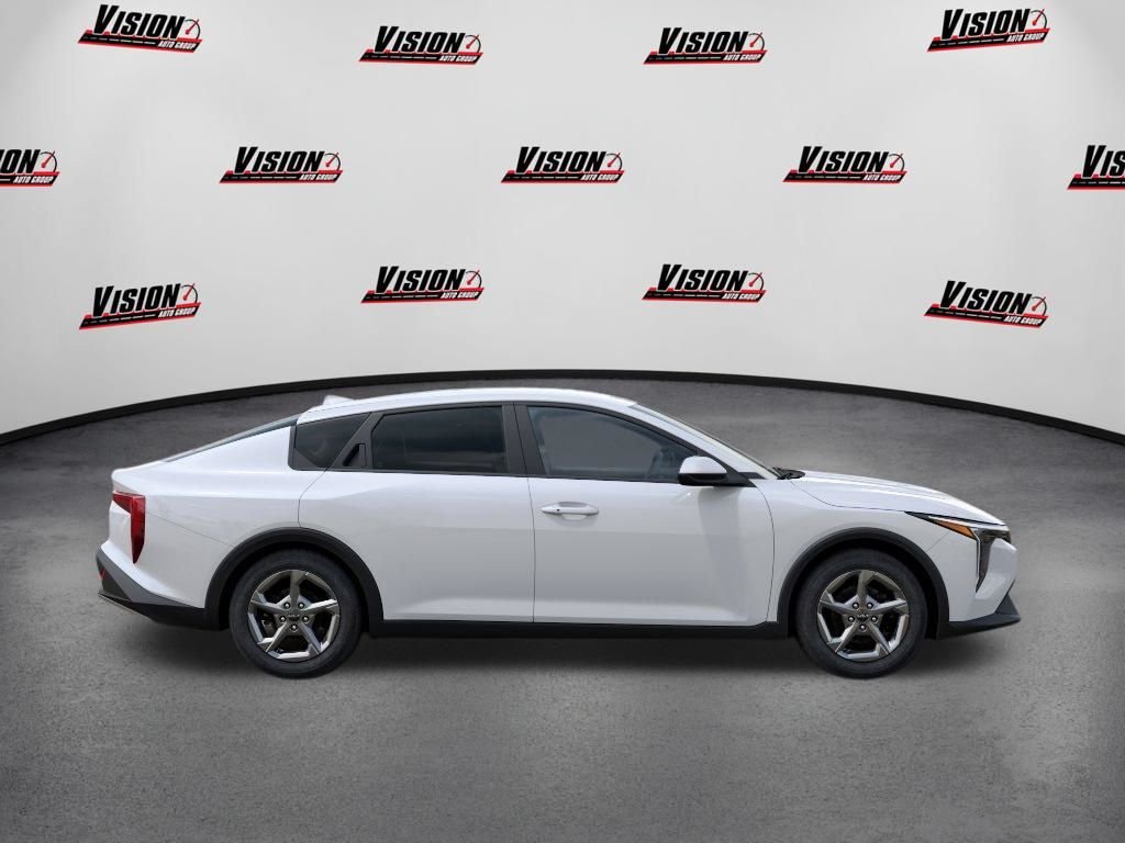 New 2026 Snow White Pearl Kia LXS image 7