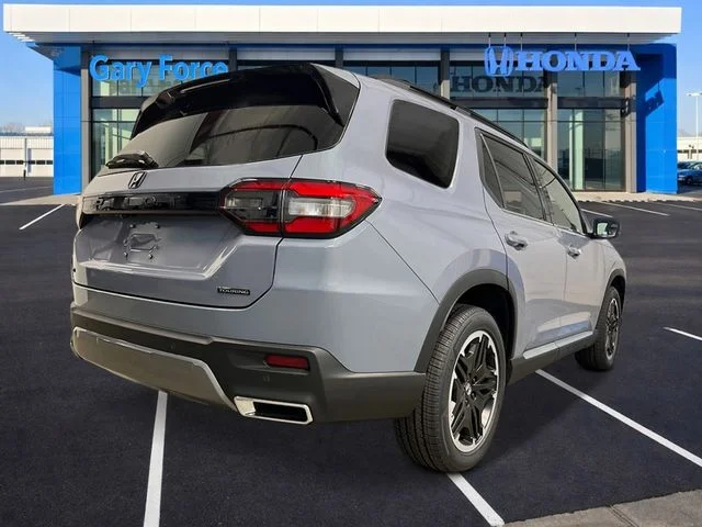 New 2026 Sonic Gray Pearl Honda Touring image 5