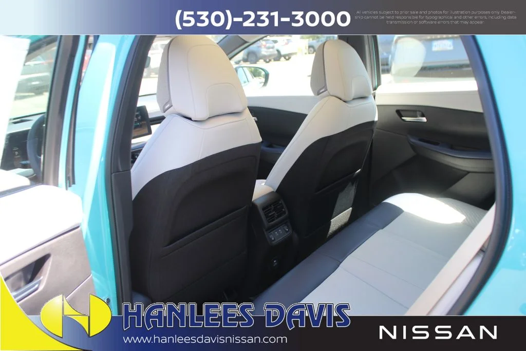 New 2026 Seabreeze Blue Pearl / Super Black Two-tone Nissan Platinum+ image 16
