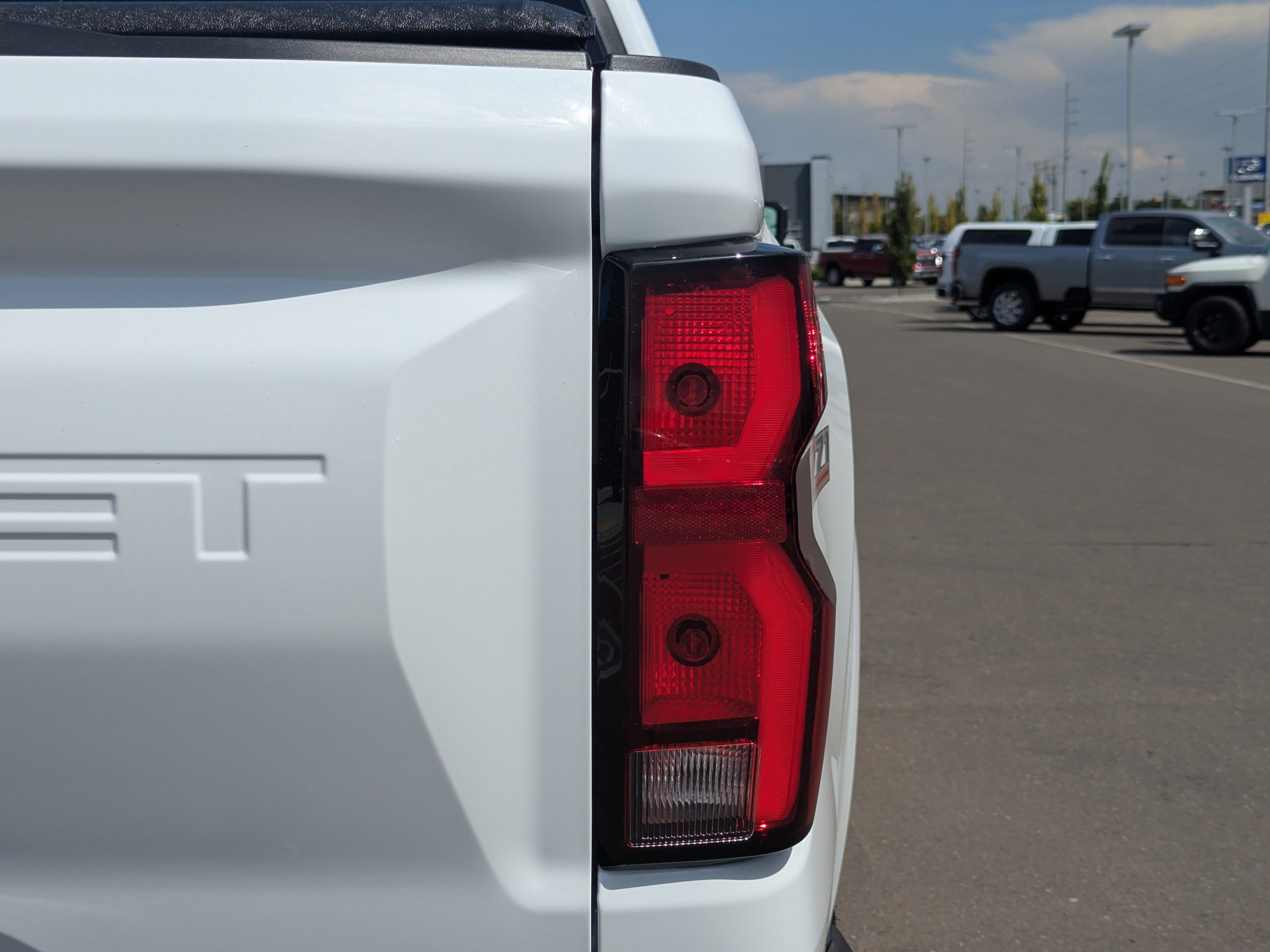 2026 Chevrolet Colorado Z71 - Photo 48