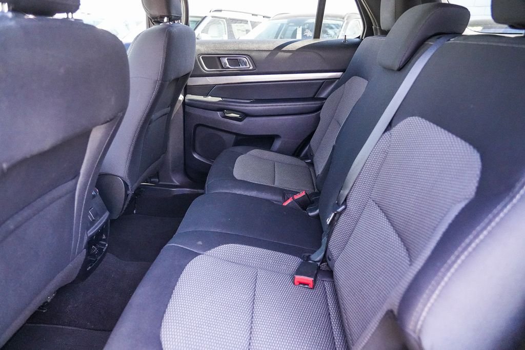 2019 Ford Explorer XLT - Photo 18