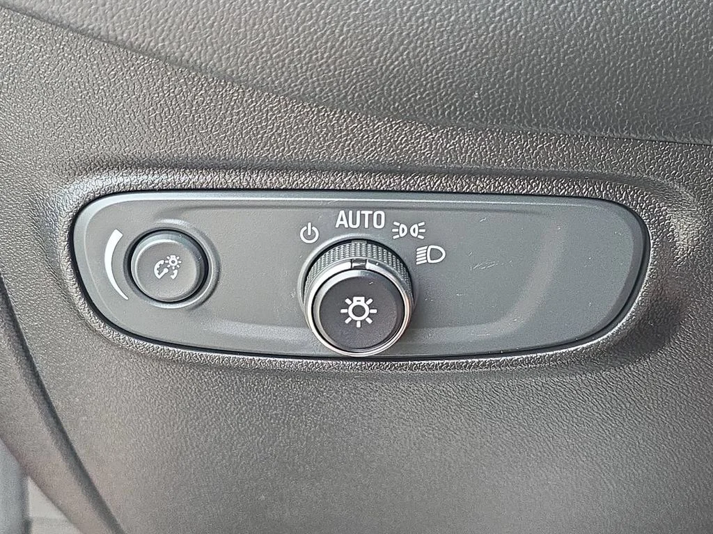 Certified Used 2018 Red Chevrolet LT image 18