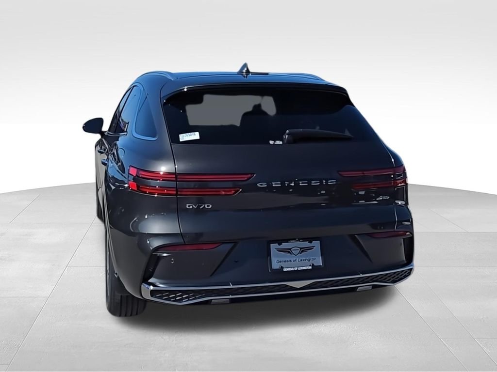 2026 GENESIS GV70 Standard - Photo 7