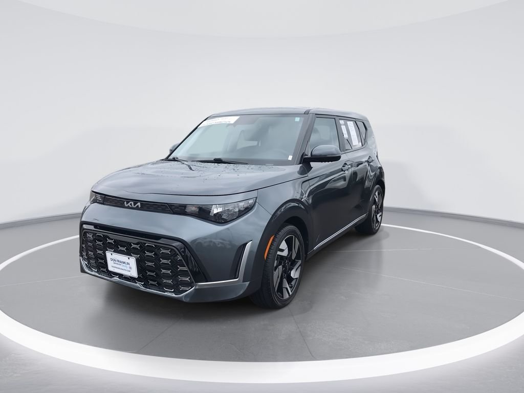 Used 2023 Gray Kia GT-Line image 4