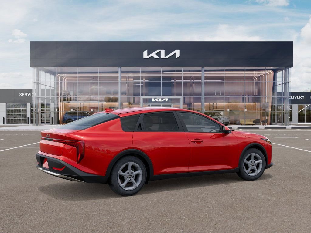 Used 2025 Red Kia LXS image 6