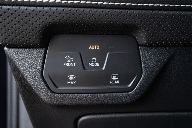 2026 Volkswagen Atlas Cross Sport SE w/Tech - Photo 22