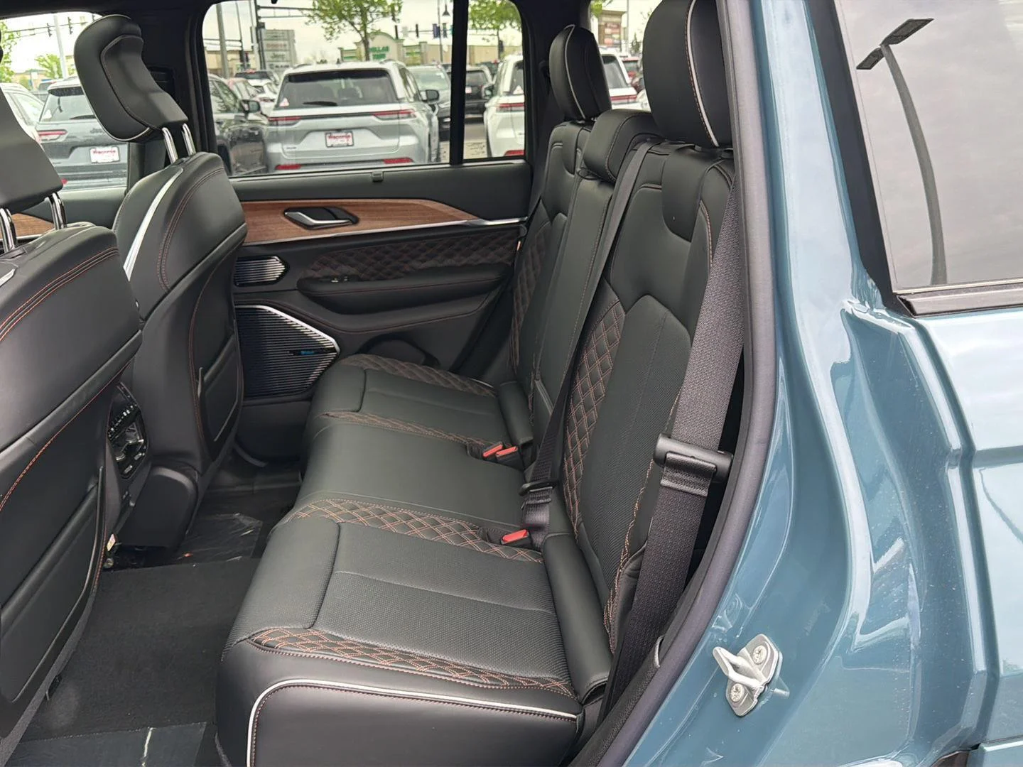 New 2026 Steel Blue Exterior Paint Jeep Summit image 20