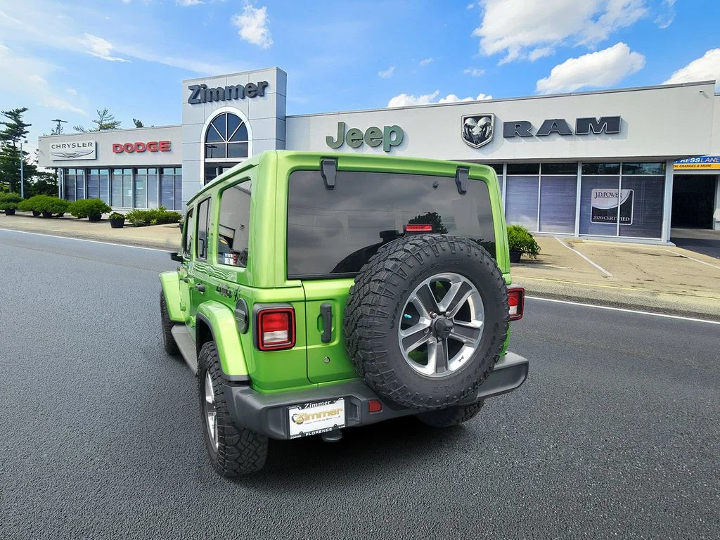 Used 2018 Green Jeep Unlimited Sahara image 3