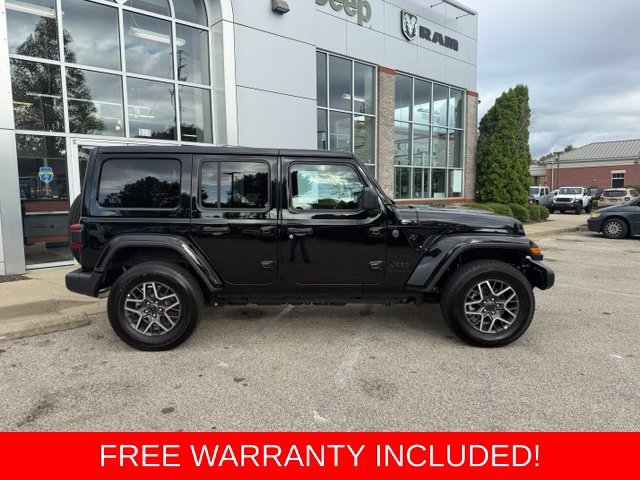 Used 2026 Black Jeep Sahara image 8