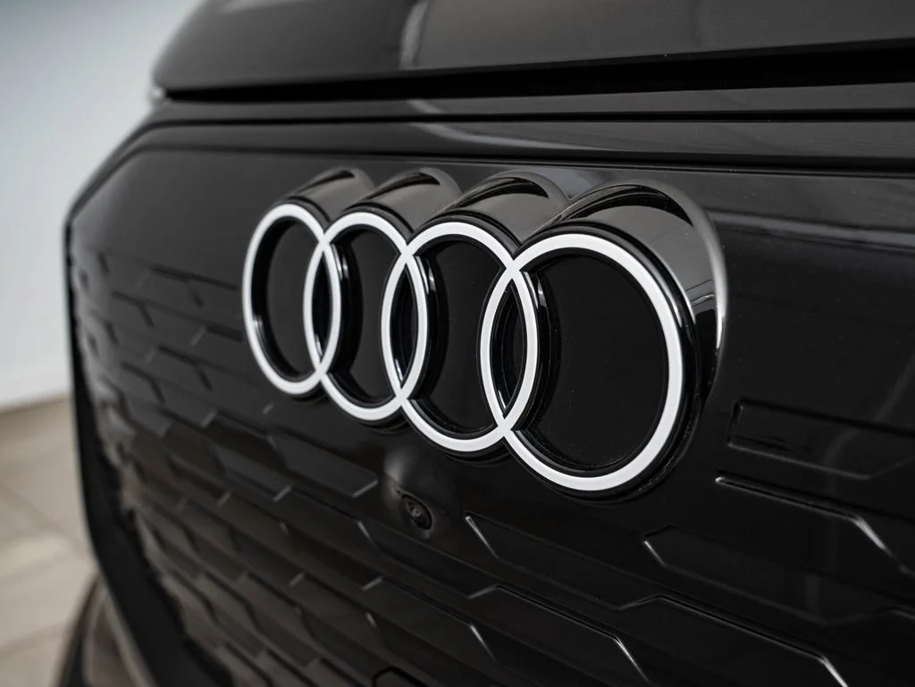 Used 2025 Mythos Black Metallic Audi Premium Plus image 3