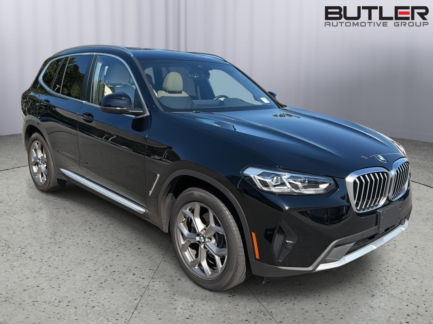 Used 2022 Jet Black BMW xDrive30i image 8