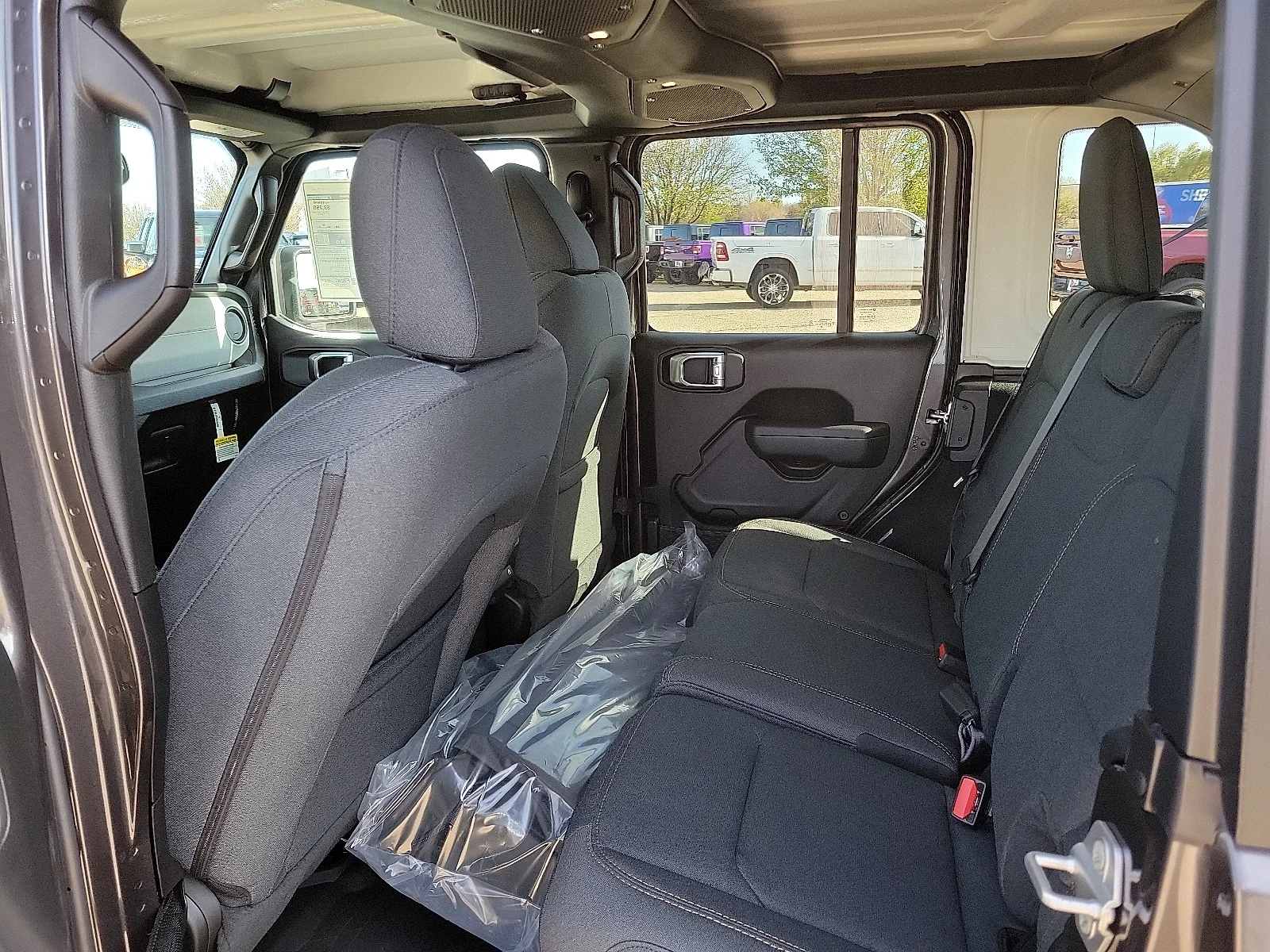 New 2026 PAU Granite Cry Jeep 4-DOOR SPORT image 10