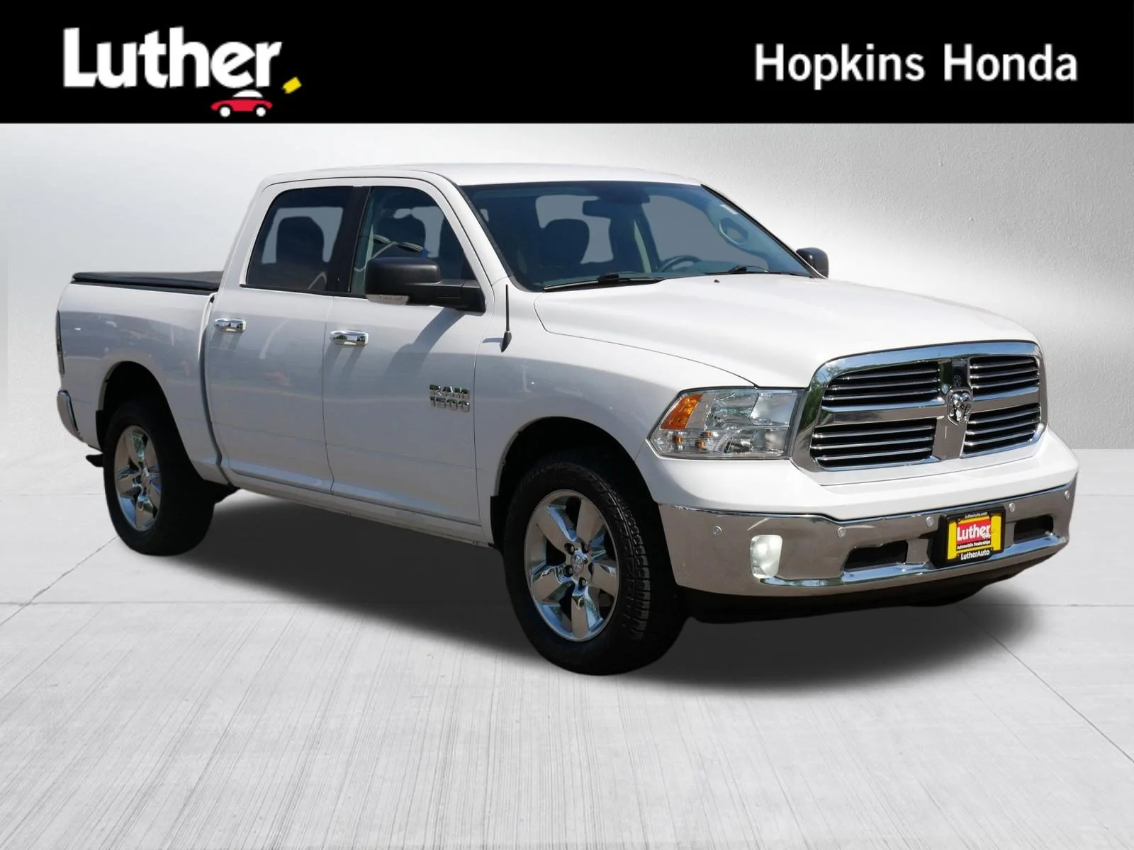 2018 RAM 1500 Big Horn 4x4 Crew Cab 5'7's photo