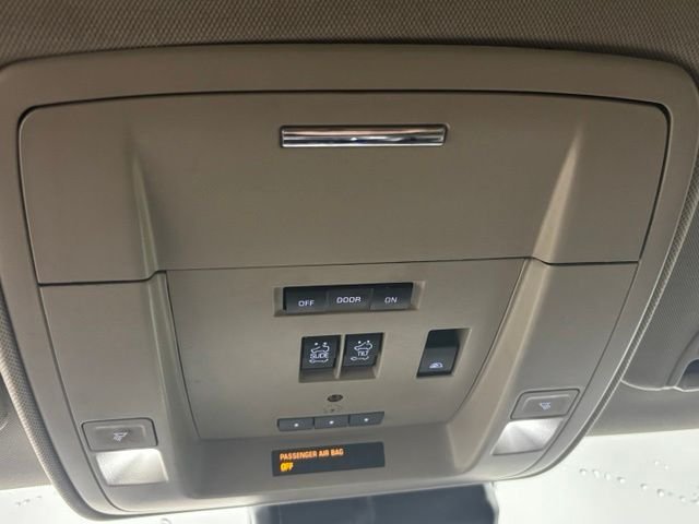 Used 2015 Brown GMC SLT image 36